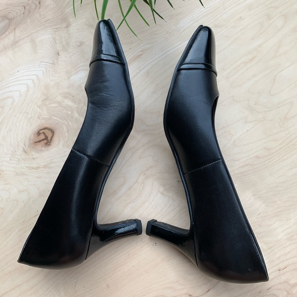 Rose Petals woman’s NWT heels - Picture 5 of 10